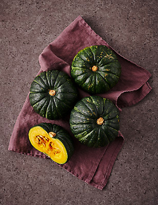 포토 JPG 스튜디오촬영 식재료 호박 단면 실내 사람없음 하이앵글 여러개 신선 천 유기농 단호박 국내포토 웰빙 뷰포인트 다수 채소 내부 직물 파일형식