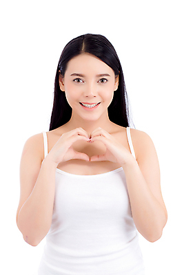 포토 JPG 해외이미지 여자 한명 사람 동양인 상반신 성인 앞모습 뷰티 흰배경 손하트 성인여자한명만 해외202009 해외포토 1 뷰포인트 백그라운드 인종 손짓 흰색 여자한명만 성인여자만 파일형식