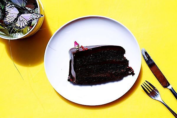 포토 JPG 해외이미지 전통 접시 커피 음식 조각 백그라운드 포크 재료 디저트 치즈 사람없음 장식 쿠키 케이크 초콜릿 이탈리아 사막 흐름 우유 프랑스 소용돌이 신선 뜨거움 액체 붓기 달콤 크림 서빙 코코아 요거트 와플 고립 무스 반투명 프로스팅 국경 해외202009 해외포토 식기 유럽 음료 컨셉 모션 유제품 회오리 맛 제빵 파일형식