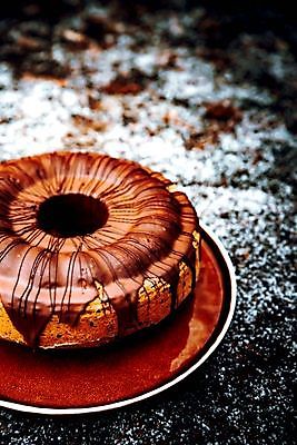 포토 JPG 해외이미지 전통 접시 커피 음식 조각 백그라운드 포크 재료 디저트 치즈 사람없음 장식 쿠키 케이크 초콜릿 이탈리아 사막 흐름 우유 프랑스 소용돌이 신선 뜨거움 액체 붓기 달콤 크림 서빙 코코아 요거트 와플 고립 무스 반투명 프로스팅 국경 해외202009 해외포토 식기 유럽 음료 컨셉 모션 유제품 회오리 맛 제빵 파일형식