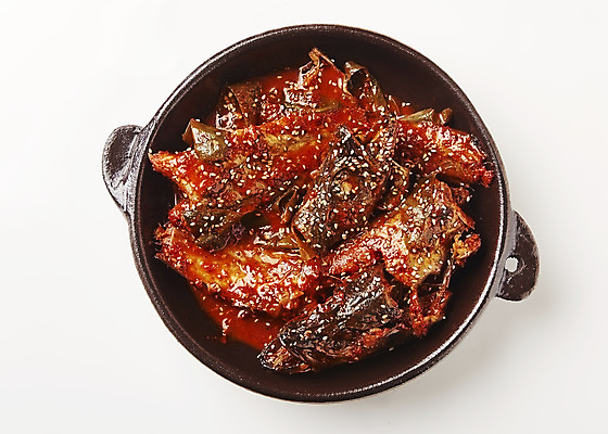 포토 JPG 스튜디오촬영 한식 음식 실내 누끼 사람없음 하이앵글 흰배경 코다리 코다리조림 국내포토 뷰포인트 백그라운드 어류 내부 흰색 조림 파일형식