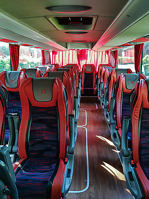 포토 JPG 해외이미지 의자 버스 사람없음 해외202009 해외포토 육상교통 가구 대중교통 파일형식