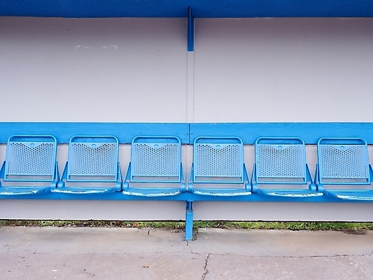 포토 JPG 해외이미지 식물 공원 선 벽 스포츠 백그라운드 패턴 벤치 의자 놀이 새로움 앉기 이벤트 사람없음 야외 목재 파란색 노란색 축구 페인트 경쟁 경기장 게임 흰색 그룹 놀이터 내추럴 줄서기 철강 해외202009 해외포토 나무 공공시설 컬러 가구 컨셉 무늬 재료 스포츠시설 모션 구기 파일형식