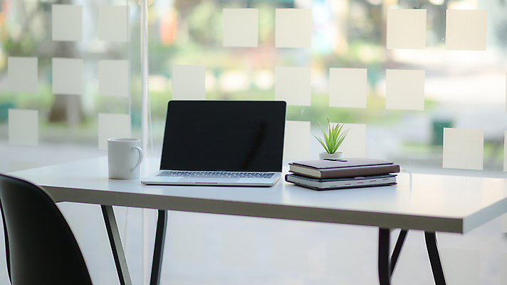 포토 JPG 해외이미지 직업 라이프스타일 디자인 커피 벽 백그라운드 컨셉 의자 비즈니스 탁자 문구용품 주택 직장 실내 사람없음 내부 목재 장식 컵 노트북 컴퓨터 사무실 우주 공책 공백 방 장비 도구 업무 작업실 정상 휴대용 디자이너 책상 오브젝트 항목 힙스터 카피스페이스 해외202009 해외포토 나무 식기 패션 음료 가구 회사 재료 건물 생활 전자제품 작업 파일형식