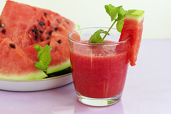 포토 JPG 해외이미지 그릇 열매 음료 음식 조각 다이어트 과일 유리 디저트 오이 수박 뼈 건강 사탕 사람없음 빨간색 물 얼음 페인트 주스 젖음 추위 대접 신선 칵테일 달콤 큼 자르기 민트 슬라이스 섬유 밀짚 내추럴 스무디 이국적 채찍 혜택 해외202009 해외포토 자연요소 식물 식기 컬러 채소 모션 재질 주류 직물 맛 짚 크기 허브 파일형식