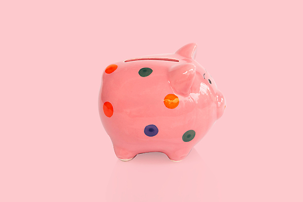 포토 JPG 해외이미지 동물 분홍색 백그라운드 컨셉 돈 비즈니스 성공 주택 안전 사람없음 금융 경제 상자 장난감 동전 저축 흰색 돼지 도자기 재산 작음 심볼 오브젝트 사인 싱글 투자 이익 계좌 고립 해외202009 해외포토 컬러 포유류 건물 크기 파일형식