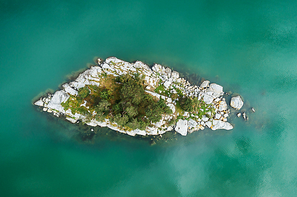 포토 JPG 해외이미지 섬 자연 안테나 노르웨이 풍경 사람없음 세로 물 드론 터키석 해외202009 해외포토 자연요소 유럽 통신 보석 생태계 파일형식