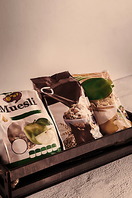 포토 JPG 해외이미지 음식 다이어트 포장 건강 식이요법 3 사람없음 세로 세일 견과류 그룹 아침식사 사과 상품 컨테이너 시리얼 패키지 섬유 건강식 단백질 뮤즐리 오트밀 채식주의자 탄수화물 카피스페이스 해외202009 해외포토 산업 과일 식사 공백 직물 채식 영양소 파일형식 귀리