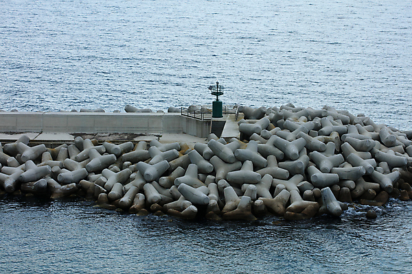 포토 JPG 해외이미지 산업 바다 비즈니스 교통시설 모션 아침 항해 풍경 사람없음 쌓기 일출 항구 맑음 미국 기계 이탈리아 새벽 화물 도구 도시 보트 컨테이너 지중해 기중기 무역 방파제 함선 상업 해안도시 포트 해외202009 해외포토 주간 자연요소 공공시설 유럽 교통 북아메리카 배_교통 날씨 노을 운송업 중장비 시설 파일형식