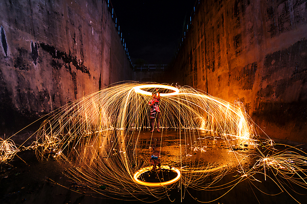 포토 JPG 해외이미지 여행 백그라운드 오렌지 모션 태국 자연 하늘 불 추상 불꽃 휴식 폭죽 미술 사람 풍경 사람없음 야외 빨간색 빛 반사 노란색 파티 금속 어둠 일몰 놀람 에너지 뜨거움 원형 야간 위험 회전 공상 양모 광 철강 화상 해외202009 해외포토 자연요소 도형 감정 아시아 컬러 컨셉 무늬 과일 재질 문화예술 표정 이벤트 노을 직물 상처 생태계 파일형식