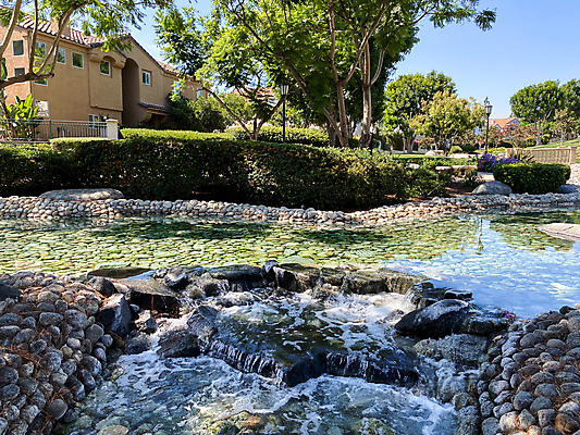포토 JPG 해외이미지 나무 전통 디자인 공원 꽃 잎 자국 자연 하늘 주택 이끼 미술 풍경 잔디 초원 사람없음 야외 목재 장식 초록색 물 햇빛 평화 맑음 미국 침묵 폭포 덮개 연못 화려 개울 작음 빌라 순수 만족 원예 레이아웃 캘리포니아 파운드 생태학 해외202009 해외포토 자연요소 식물 공공시설 교육 감정 컬러 컨셉 돈 북아메리카 재료 날씨 문화예술 취미 건물 강 태양 소리 뚜껑 크기 생태계 파일형식