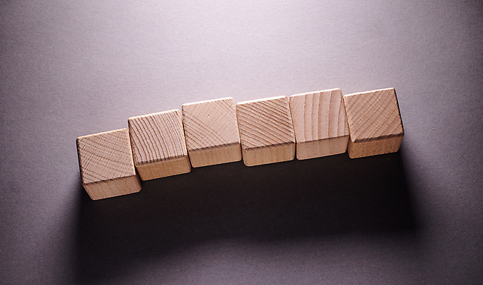 포토 JPG 해외이미지 모양 디자인 교육 어린이 백그라운드 컨셉 비즈니스 건축양식 놀이 추상 벽돌 아이디어 창조 사람없음 목재 상자 장난감 갈색 노란색 쌓기 탑 블록 유치원 기쁨 게임 흰색 놀이터 큐브 오브젝트 정사각형 만들기 심플 기하학 진행 개발 고립 해외202009 해외포토 도형 나무 건축물 건축 감정 컬러 무늬 재료 모션 사람 파일형식