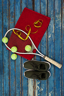 포토 JPG 해외이미지 신발 줄자 사람없음 수건 테니스라켓 테니스공 해외202009 해외포토 공 자 위생용품 테니스 라켓 테니스용품 파일형식