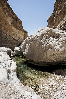포토 JPG 해외이미지 호수 모래 자연 휴가 산 건조 수영장 사람 풍경 사람없음 야외 초록색 파란색 강 골짜기 놀람 사막 탐험 거친 중앙 언덕 지역 아라비아 마법 동쪽 내추럴 깊이 아랍어 오지 원정 지질학 해외202009 해외포토 교육 감정 컬러 표정 방향 생태계 파일형식