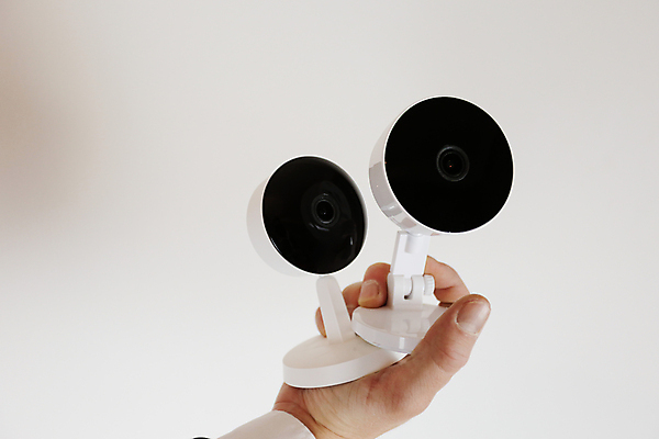 포토 JPG 해외이미지 응시 안전 사람없음 사무실 카메라 웹 장비 관찰 기술자 보호 서비스 전자 감시 동영상 스파이 제어 탐지 해외202009 해외포토 직업 시선 컨셉 인터넷 비즈니스 모션 전자제품 파일형식