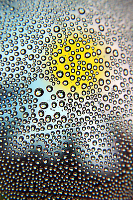 포토 JPG 해외이미지 모양 계절 백그라운드 추상 사람없음 빨간색 물 빛 반사 노란색 젖음 흐름 추위 물방울 신선 얼룩 원형 투명 액체 떨어짐 매끈함 수분 빗방울 질감 광택 잔물결 해외202009 해외포토 자연요소 도형 물결 컬러 컨셉 무늬 감각 비_날씨 파일형식