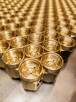 포토 JPG 해외이미지 산업 과학 백그라운드 패턴 공장 추상 미래 새로움 사람없음 빛 노란색 우주 금속 기계 로켓 나사 구멍 황금 실 모자이크 청동 우주산업 공학 놋쇠 송곳 줄서기 하드웨어 많음 정확 해외202009 해외포토 교육 컬러 컨셉 무늬 공업 모션 재질 컴퓨터 공구 파일형식