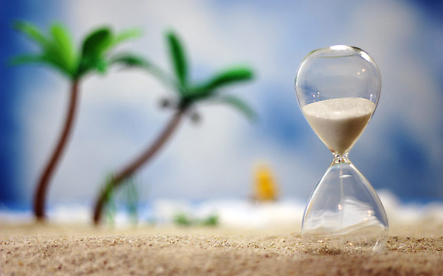 포토 JPG 해외이미지 나무 식물 모래 바다 시계 섬 여행 백그라운드 컨셉 자연 유리 휴가 조개 손바닥 사람없음 야외 물 여름 야자수 환경 수확 골동품 시간 서핑 계획 모래시계 복고 내추럴 단절 옛날 파라다이스 해외202009 해외포토 자연요소 손 계절 농업 재질 어패류 수상스포츠 생태계 파일형식