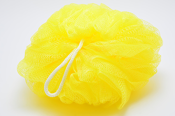 포토 JPG 해외이미지 신체 손잡이 사람없음 노란색 스크린 목욕 잡기 그물 붓기 씻기 빨래 플라스틱 오브젝트 부드러움 비누 망사 해외202009 해외포토 컬러 가사 모션 재질 위생용품 청결 직물 감각 파일형식