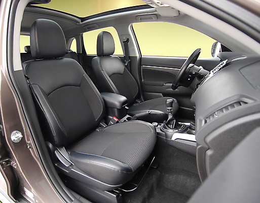 포토 JPG 해외이미지 의자 자동차 사람없음 차안 해외202009 해외포토 육상교통 가구 파일형식