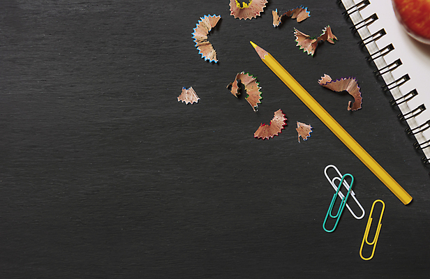 포토 JPG 해외이미지 학생 디자인 배너 교육 백그라운드 컨셉 장신구 교실 학교 자 창조 사람없음 학습 연필 펜 우주 검은색 공책 칠판 공백 장비 로켓 도구 사과 정상 책상 분필 카피스페이스 해외202009 해외포토 컬러 가구 과일 문구용품 학용품 필기구 초크 파일형식