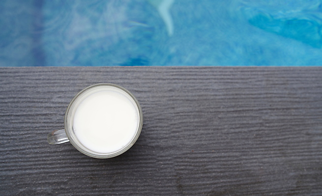 포토 JPG 해외이미지 커피 음료 음식 백그라운드 유리 탁자 디저트 콩 주택 미술 사람없음 목재 컵 물 우주 초콜릿 얼음 검은색 수영 어둠 이탈리아 거품 카페 우유 머그컵 추위 수확 흰색 신선 뜨거움 가장자리 달콤 맛 아침식사 설탕 크림 아로마 카푸치노 에스프레소 내추럴 모카 바닐라 맛있는 해외202009 얼림 해외포토 자연요소 나무 식기 유럽 컬러 가구 컨셉 농업 재료 재질 문화예술 유제품 곡류 건물 상점 식사 수상스포츠 둘레 파일형식