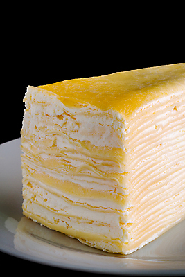 포토 JPG 해외이미지 무료이미지 조각 휴식 디저트 사람없음 케이크 검은색 줄무늬 빵집 달콤 크림 층 단절 해외202009 해외202105 해외포토 음식 컬러 컨셉 무늬 상점 맛 파일형식