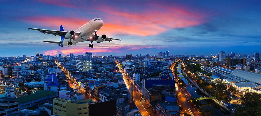 포토 JPG 해외이미지 구름 여행 백그라운드 비즈니스 교실 교통시설 하늘 새로움 비행기 안테나 사람없음 건물 파란색 빛 도시풍경 탑 고층빌딩 황혼 일몰 새벽 도시 공항 야간 항공 속도 출발 상업 장면 제트기 스카이라인 넘어짐 대패 해외202009 해외포토 자연요소 건축물 교육 컬러 교통 컨셉 통신 학교 항공교통 모션 대중교통 풍경 빌딩 노을 시설 파일형식