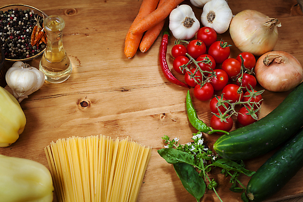 포토 JPG 해외이미지 전통 라이프스타일 음식 백그라운드 토마토 채소 재료 양파 치즈 파스타 건강 마늘 스파게티 요리 사람없음 빨간색 식사 침묵 이탈리아 흰색 신선 체리 수집 지중해 먹기 올리브 날것 모음 성분 바질 점심식사 고립 마카로니 채식주의자 해외202009 해외포토 열매 유럽 바다 컬러 과일 모션 유제품 서양음식 한글 생활 소리 채식 파스타면 파일형식