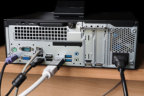 포토 JPG 해외이미지 산업 백그라운드 부분 사람없음 컴퓨터 탑 디지털 자료 장비 흰색 네트워크 부채 그룹 콘센트 플러그 USB 오브젝트 전자 시스템 포트 하드웨어 해외202009 해외포토 건축물 컬러 전자제품 파일형식