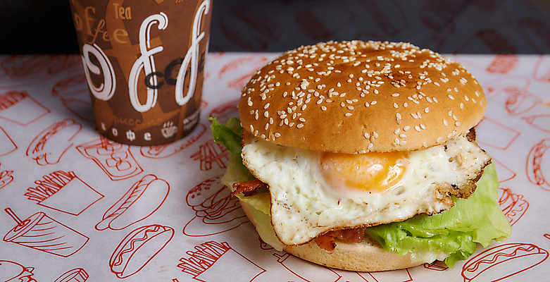 포토 JPG 해외이미지 음식 백그라운드 잎 토마토 탁자 양파 치즈 패스트푸드 샌드위치 육류 요리 사람없음 목재 식당 검은색 식사 저녁식사 샐러드 소고기 튀김 햄버거 닫기 그릴 상추 바비큐 자르기 굽기 먹기 속도 준비 깨 베이컨 점심식사 고립 번 치즈버거 맛있는 해외202009 해외포토 나무 식물 빵 컬러 가구 채소 식재료 재료 모션 주방용품 유제품 돼지고기 상점 조미료 인스턴트 구이 파일형식