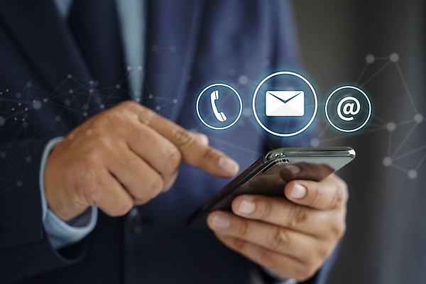 포토 JPG 해외이미지 무료이미지 아이콘 손 배너 백그라운드 컨셉 인터넷 일러스트 비즈니스 텍스트 통신 모바일 아이디어 사람 사람없음 건물 스마트폰 핸드폰 컴퓨터 스크린 웹 도시 업무 네트워크 센터 이메일 연결 작음 만화 전화기 고객 스마트 심볼 서비스 상담 언론 부름 온라인 블러 소셜 지원 헬프 해외202009 해외202105 해외포토 건축물 모션 신체부위 전자제품 스마트기기 작업 도움 크기 파일형식 무료콘텐츠