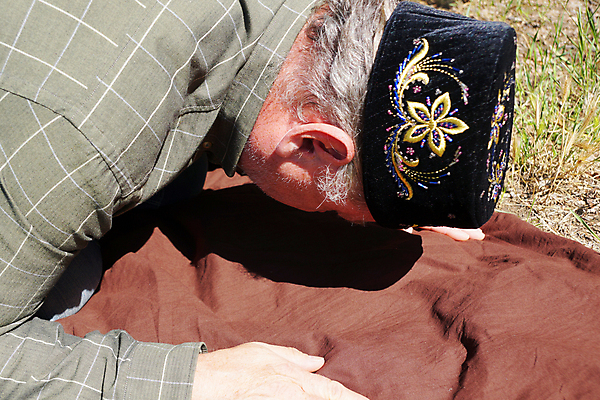 포토 JPG 해외이미지 1 전통 손 남자 종교 문화 자연 사람 성인 사람없음 독서 평화 믿음 희망 기도 표현 영혼 이슬람교 집중 읽기 명상 호기심 모스크 긍정 신성 단아함 라마단 숭배 신앙심 혼자 해외202009 해외포토 감정 컨셉 모션 신체부위 생태계 파일형식