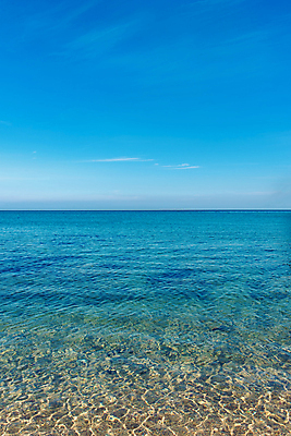 포토 JPG 해외이미지 모래 파도 바다 백그라운드 자연 조류 하늘 풍경 사람없음 물 여름 만 서핑 떨어짐 석호 터키석 수평선 카피스페이스 해외202009 해외포토 자연요소 동물 계절 컨셉 공백 수상스포츠 보석 생태계 파일형식