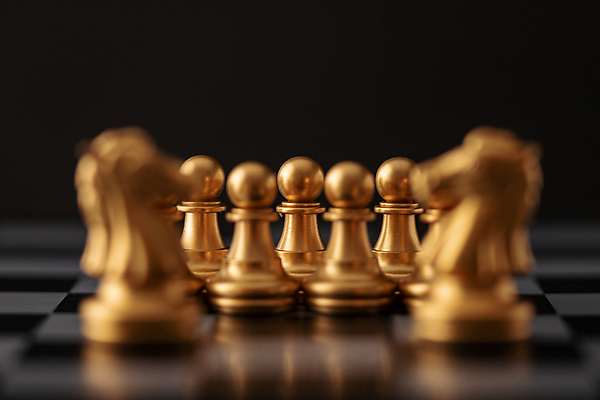 포토 JPG 해외이미지 직업 스포츠 조각 컨셉 비즈니스 모션 놀이 성공 설계 기술 취미 사람없음 힘 경쟁 도전 게임 우승 그룹 황금 체스 선택 은색 계획 위험 대표 왕 리더 싸움 패배 전략 단계 여왕 경영 방법 승자 지능 해외202009 해외포토 컬러 최고 파일형식