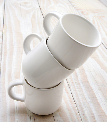 포토 JPG 해외이미지 무료이미지 탁자 사람없음 목재 컵 쌓기 주방 흰색 시골 도자기 닫기 오브젝트 각도 정물화 항목 해외202009 해외202105 해외포토 나무 식기 컬러 가구 재료 모션 그림 파일형식 무료콘텐츠