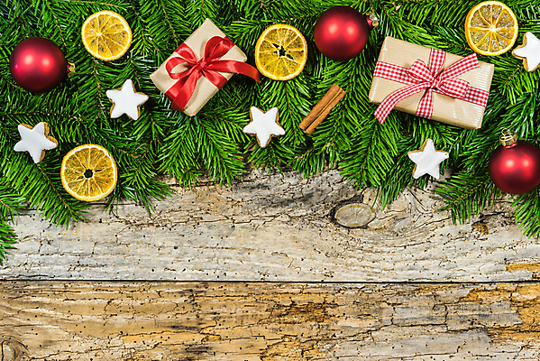 포토 JPG 해외이미지 모양 나무 전통 디자인 계절 별 리본 백그라운드 크리스마스 공 휴가 프레임 선물 사람없음 목재 장식 빨간색 초록색 선물상자 쿠키 놀람 장식볼 나뭇가지 시골 축하 인사 소나무 신용카드 화려 12월 상품권 쿠폰 전나무 내추럴 구성 시나몬 엘리먼트 가문비나무 국경 해외202009 해외포토 자연요소 식물 기념일 감정 컬러 컨셉 재료 디저트 표정 금융 상자 예절 날짜 파일형식