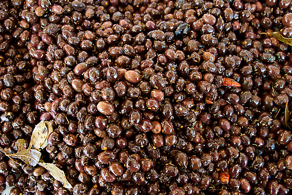 포토 JPG 해외이미지 열매 음식 백그라운드 채소 과일 재료 건강 서기 사람없음 빛 갈색 세일 상점 식사 이탈리아 샐러드 프랑스 신선 양념 스페인 시장 맛 지중해 그리스 유기농 올리브 질감 날것 소금 숙성 전국 채식주의자 많음 해외202009 해외포토 식물 웰빙 유럽 바다 컬러 컨셉 모션 채식 파일형식