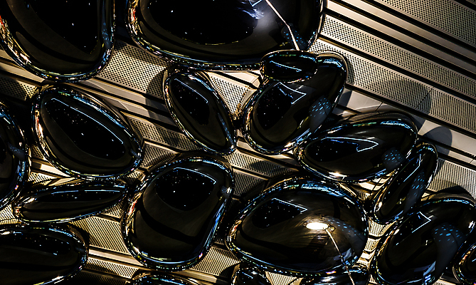 포토 JPG 해외이미지 모양 디자인 과학 백그라운드 컨셉 패턴 일러스트 비즈니스 건축양식 벽지 추상 미래 그림자 사람없음 건물 그래픽 장식 파란색 빛 상자 반사 우주 금속 디지털 검은색 블록 흰색 도시 오브젝트 질감 정사각형 만들기 기하학 엘리먼트 철강 스타일 해외202009 해외포토 도형 건축물 건축 컬러 무늬 모션 재질 파일형식