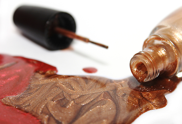 포토 JPG 해외이미지 유리 추상 미술 사람없음 빨간색 빛 컬러풀 갈색 유행 상점 금속 페인트 화장품 흰색 직물 붓 못 오픈 화려 액체 황금 떨어짐 컨테이너 손톱관리 실크 천 매니큐어 만들기 광택 고립 구리 니스 스타일 해외202009 해외포토 산업 컬러 컨셉 무늬 모션 재질 문화예술 뷰티 공구 원소 네일아트 파일형식