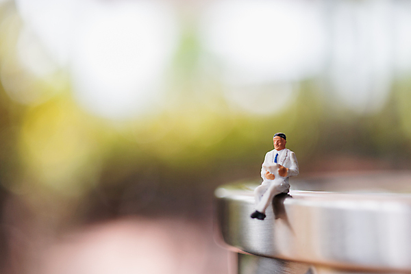 포토 JPG 해외이미지 무료이미지 모델 라이프스타일 교육 남자 행복 종이 컨셉 비즈니스 성공 휴식 아이디어 사람 앉기 사람없음 책 스터디 장난감 독서 숫자 미니어처 정보 성장 비즈니스맨 신문 뉴스 작음 읽기 페이지 해외202009 해외202105 해외포토 문자 감정 모션 생활 간행물 학습 모형 직장인 크기 파일형식 무료콘텐츠