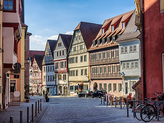 포토 JPG 해외이미지 전통 유럽 벽 백그라운드 건축양식 하늘 주택 독일 사람없음 건물 목재 빨간색 여행객 마을 검은색 낭만 흰색 도시 역사 메인 타운 옛날 바이에른 해외202009 해외포토 나무 건축물 건축 나라 컬러 컨셉 재료 사람 파일형식