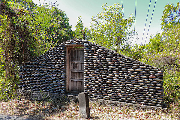포토 JPG 해외이미지 전통 디자인 벽 조각 백그라운드 패턴 건축양식 추상 출입구 거리 주택 프레임 손잡이 사람없음 건물 목재 빛 문 우주 자유 수확 시골 오픈 역사 입장 묘사 부식 아치 질감 복고 대문 옛날 정문 스타일 해외202009 해외포토 나무 건축물 건축 컨셉 무늬 농업 재료 파일형식