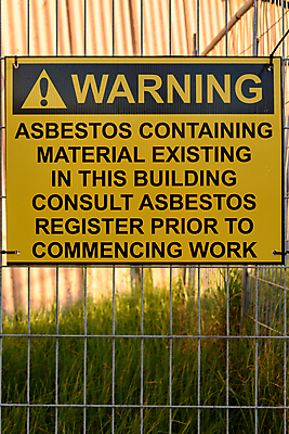 포토 JPG 해외이미지 백그라운드 추상 건강 경고 안전 사람없음 야외 노란색 사진촬영 건설현장 금지 업무 위험 땅 사인 그림 공지사항 경고문 돌봄 해로움 해외202009 해외포토 컬러 컨셉 무늬 모션 건설업 촬영 작업 파일형식