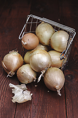 포토 JPG 해외이미지 음식 백그라운드 농업 다이어트 채소 재료 전구 자연 탁자 양파 건강 요리 사람없음 목재 갈색 노란색 쌓기 바구니 주방 수확 껍질 흰색 신선 그룹 황금 다발 피부 오브젝트 유기농 질감 날것 뿌리 흙더미 내추럴 생식 숙성 정물화 채식주의자 해외202009 해외포토 나무 웰빙 산업 컬러 가구 모션 신체부위 흙 그림 생태계 채식 파일형식 더미