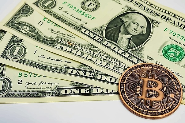 EPS 해외이미지 백그라운드 컨셉 돈 인터넷 일러스트 비즈니스 금융 경제 글로벌 금속 디지털 동전 웹 저축 계산기 성장 그물 네트워크 시장 재산 황금 구매 발굴 심볼 사인 무역 투자 상업 전자 토막 전자상거래 수입 가상 해외202009 해외일러스트 산업 재질 문구용품 쇼핑 장비 파일형식 벡터