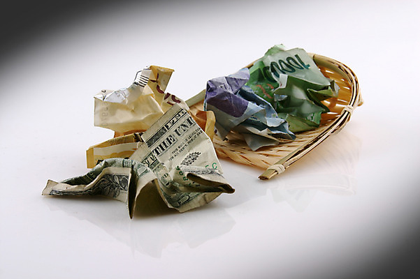 포토 JPG 스튜디오촬영 컨셉 지폐 돈 열쇠 실내 사람없음 금융 경제 달러 원화 만원 오브젝트 키_도구 외화 천원 국내포토 내부 도구 재산 파일형식