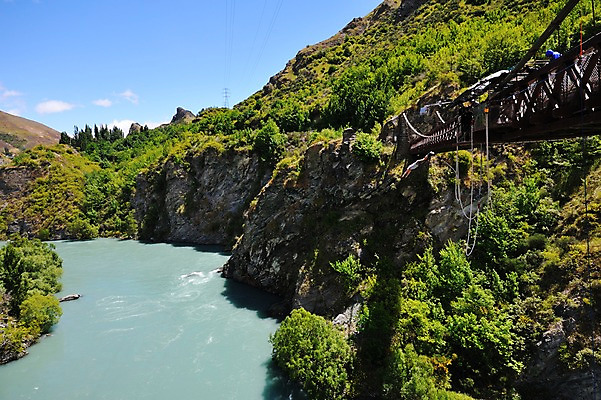 포토 JPG 나무 여유 풍경 사람없음 야외 강 절벽 숲 번지점프 상쾌 뉴질랜드 카와라우번지점프 국내포토 식물 감정 오세아니아 익스트림스포츠 파일형식