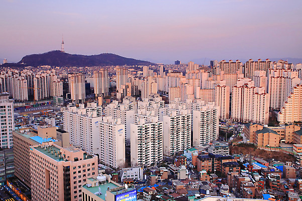 JPG 백그라운드 산 아파트 주택 한국 풍경 빌딩 사람없음 야외 건물 도시풍경 노을 일몰 도시 자연요소 건축물 아시아 파일형식