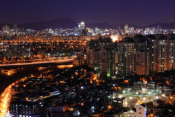 JPG 도로 백그라운드 야경 조명 한국 사람없음 야외 건물 빛 도시풍경 도시 건축물 아시아 길 교통시설 풍경 야간 파일형식 풍경_경치